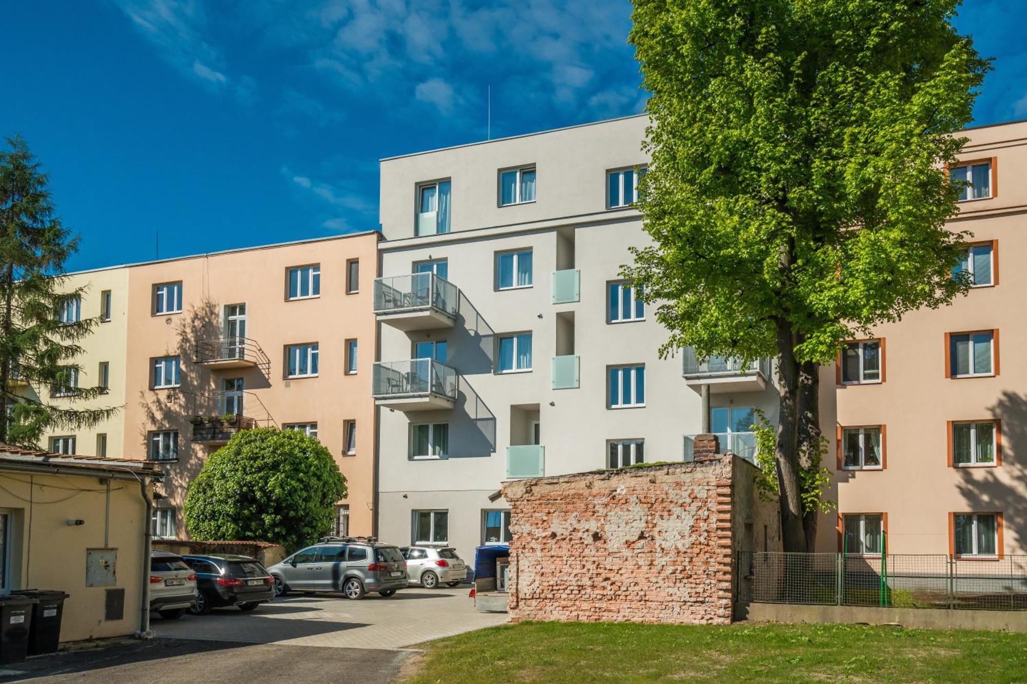 Ferienwohnung Perla Hradce 101 Hradec Králové Exterior foto